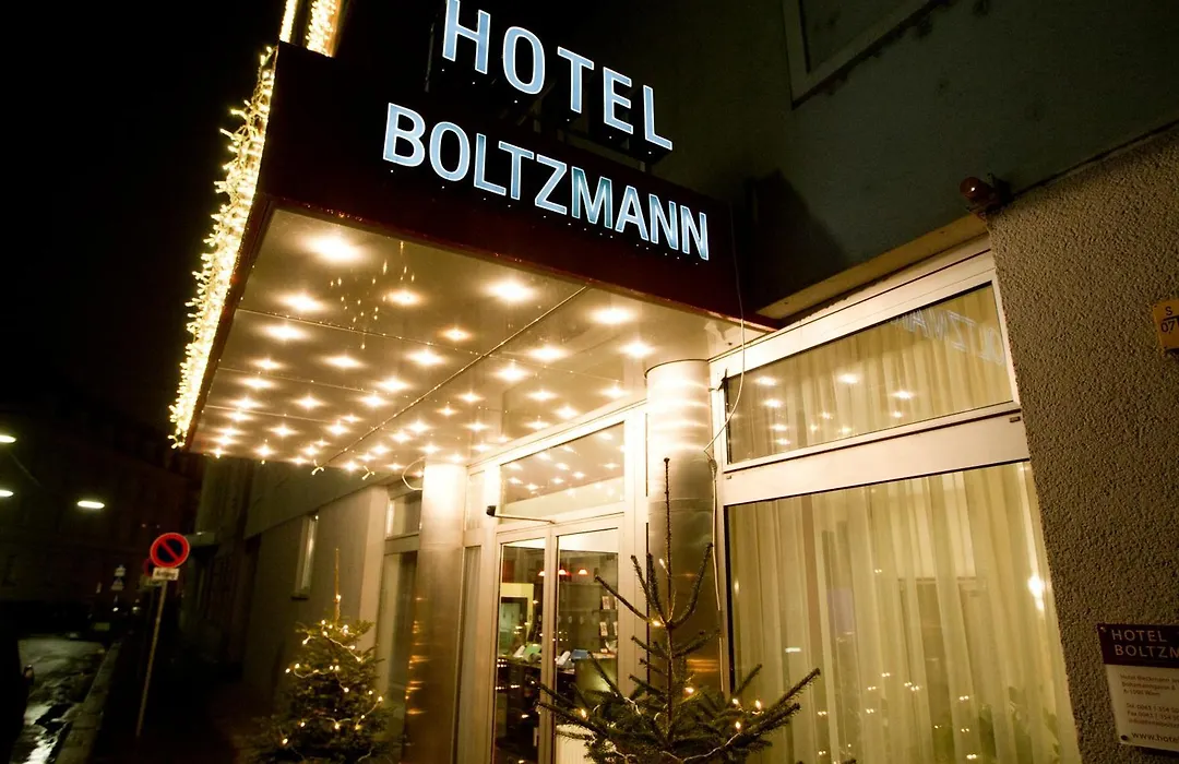 Hotel Boltzmann-1
